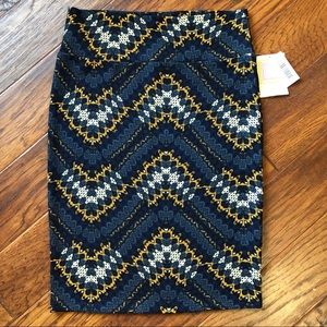 👗 LuLaRoe NWT Cassie Skirt Size Medium